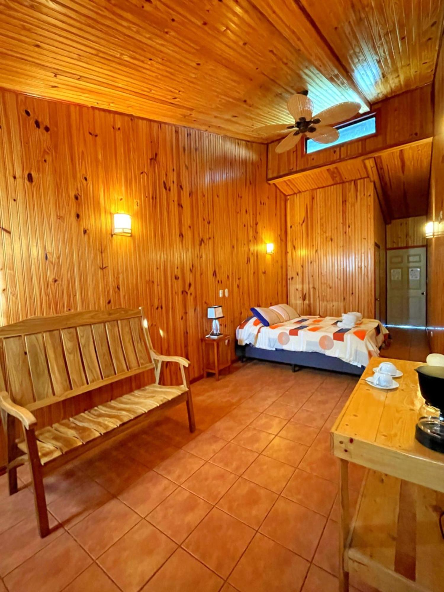 Miztli Lodge & Adventure Monteverde Δωμάτιο φωτογραφία